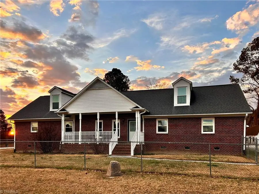 1501 Cox Court, Archdale, NC 27263 - Image #2