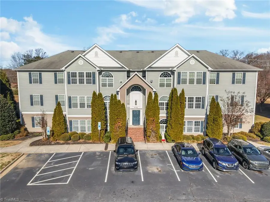 4702 Pennoak Lane, Greensboro, NC 27407 - Image #2