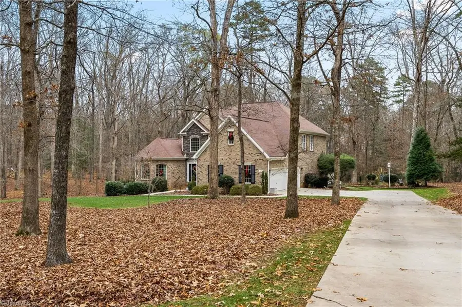 655 Starboard Reach, Lexington, NC 27292 - Image #2
