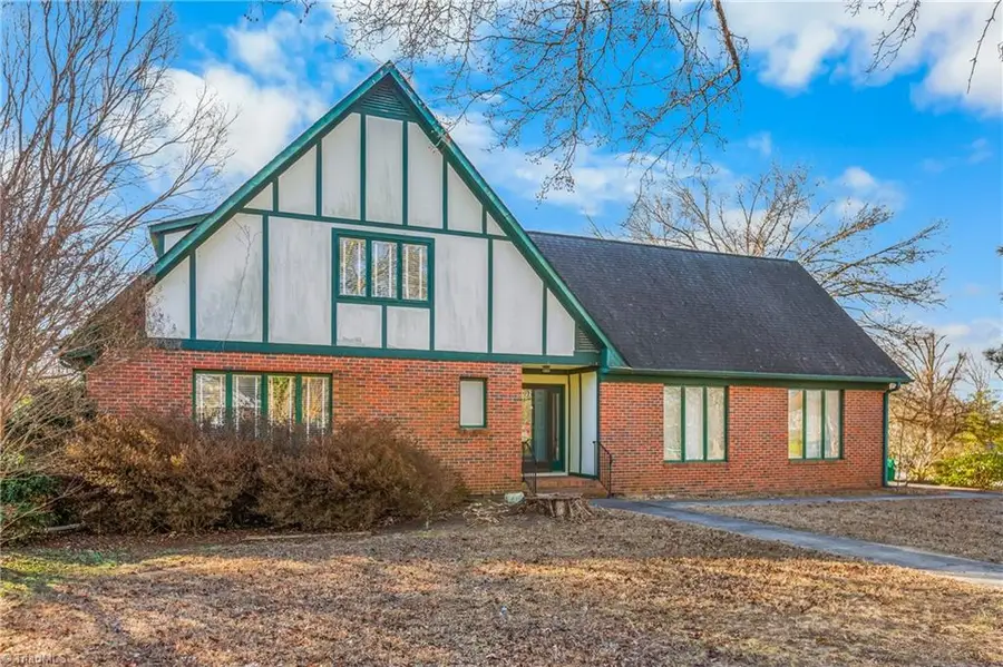 2016 Candelar Drive, High Point, NC 27265 - #3