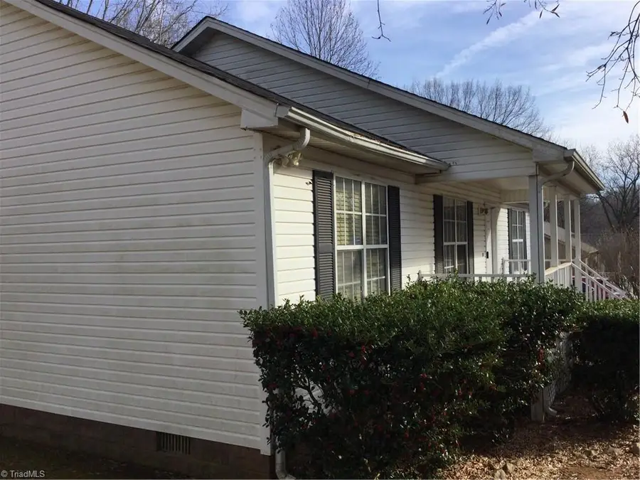 104 W Brown Street, Mebane, NC 27302 - Image #2