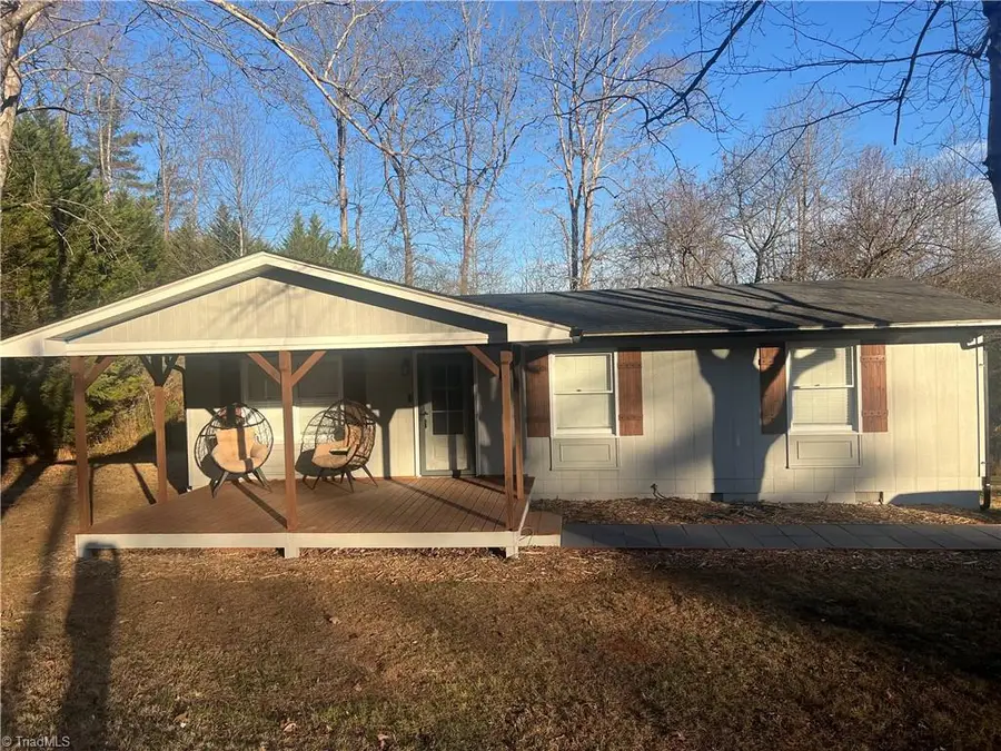 340 Vista Lane, North Wilkesboro, NC 28659 - Image #2