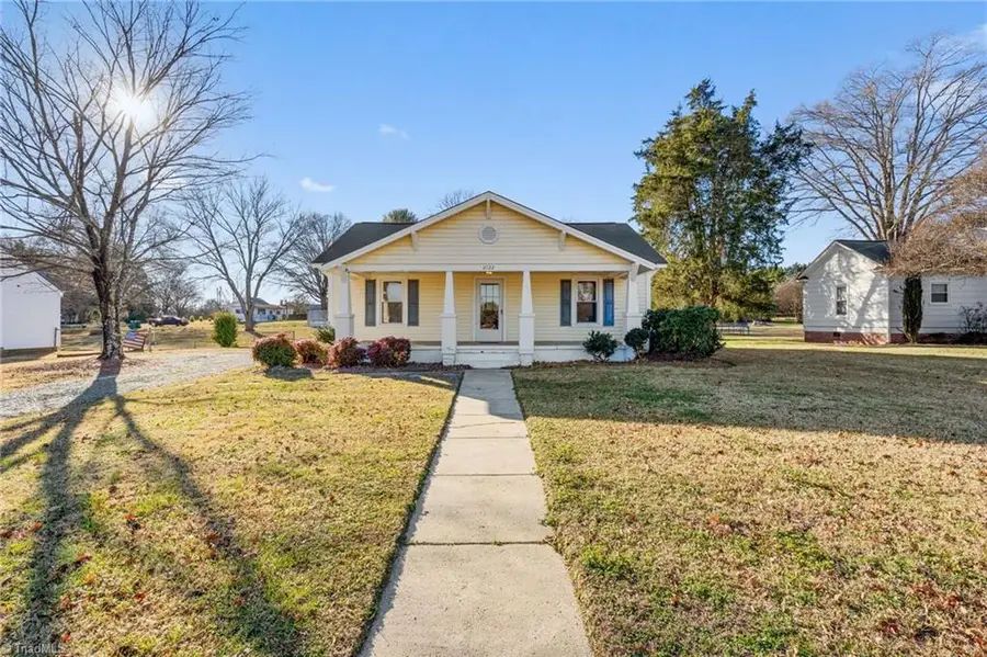 2722 Darrow Road, Walkertown, NC 27051 - Image #3