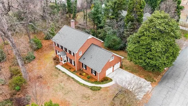 3800 W Friendly Avenue, Greensboro, NC 27410