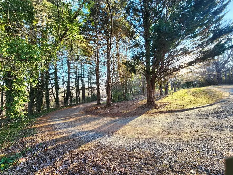 543 Fisher Valley Road, Dobson, NC 27017 - Image #3