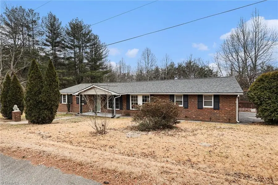 223 W Matthews Street, Stoneville, NC 27048 - Image #2