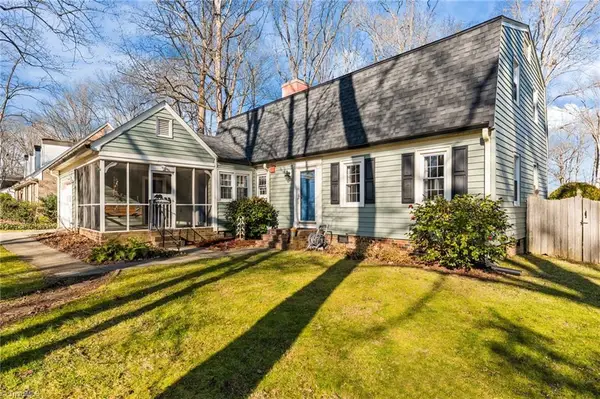 3402 Cotswold Terrace, Greensboro, NC 27455