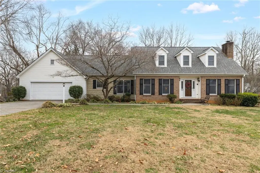324 Mason Knoll Drive, Midway, NC 27127 - Image #1