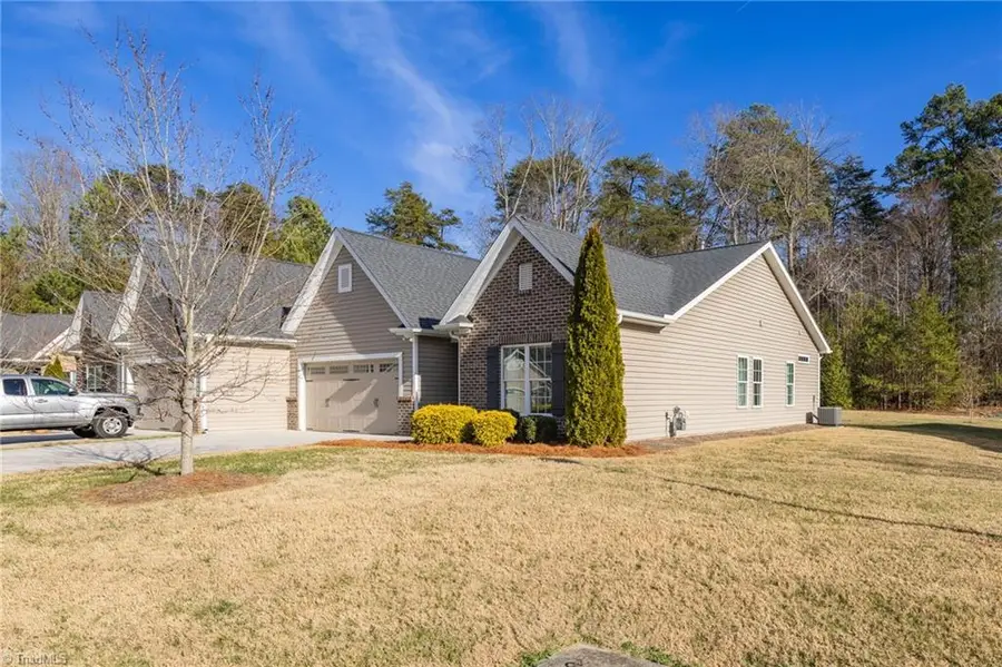 5122 Moseley Drive, Clemmons, NC 27012 - Image #2