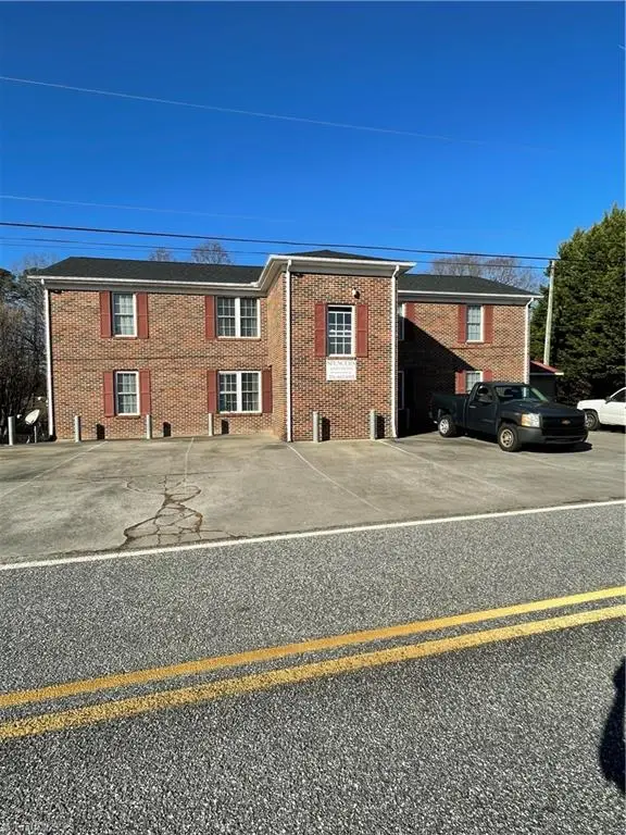 617 John Mcgrady Road, North Wilkesboro, NC 28659