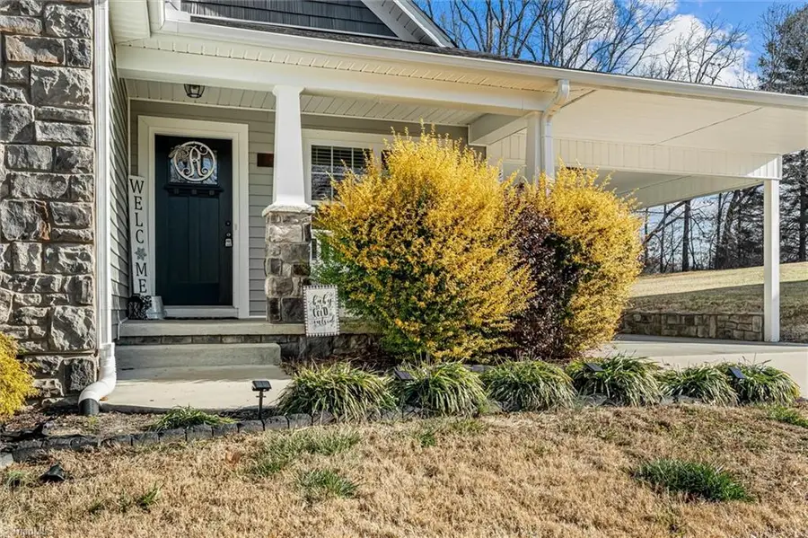 122 Meadow Stone Lane, Mount Airy, NC 27030 - Image #2