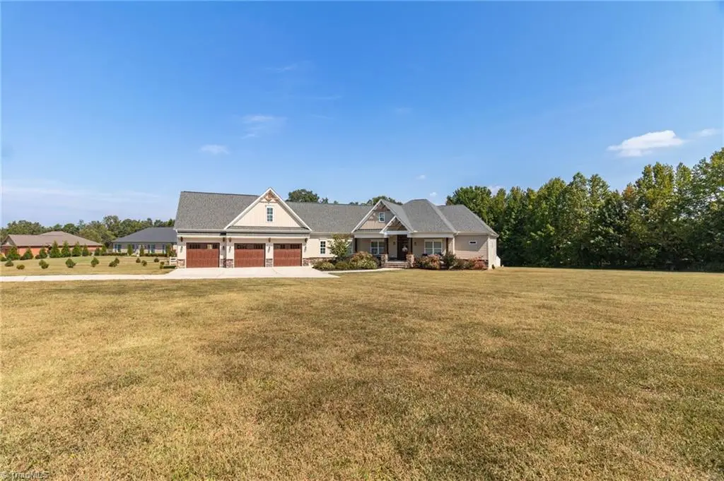 5484 Friendship Ledford Road, Wallburg, NC 27107 - Image #1