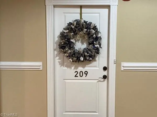 407 F Street, North Wilkesboro, NC 28659