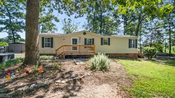 156 White Poplar Street, Ramseur, NC 27316