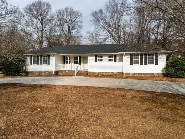 1312 Greenwood Terrace, Burlington, NC 27215