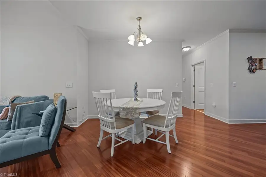 7102 W Friendly Avenue #304, Greensboro, NC 27410 - Image #3