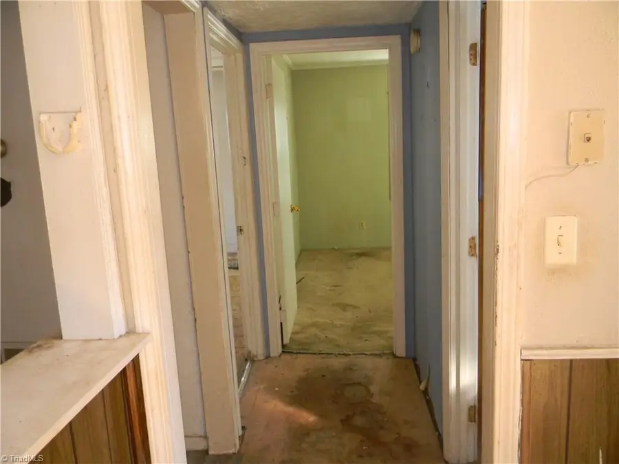 1813 Ontario Street, Greensboro, NC 27403 - Image #3