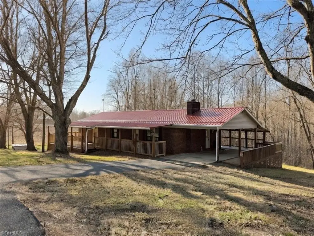 1433 Gray Circle Road, Westfield, NC 27053 - Image #1