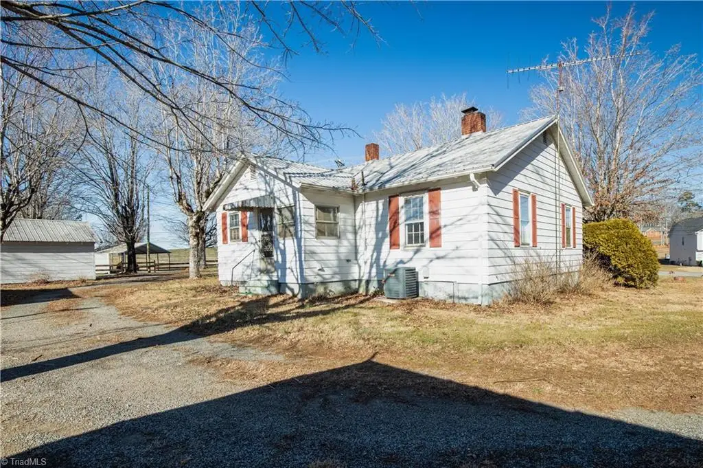 2226 Holloway Church Road, Lexington, NC 27292 - Image #1