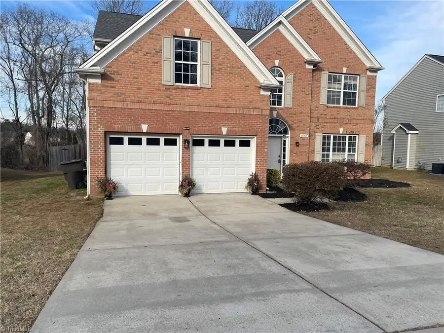 1579 Pondhaven Drive, High Point, NC 27265 - Image #2