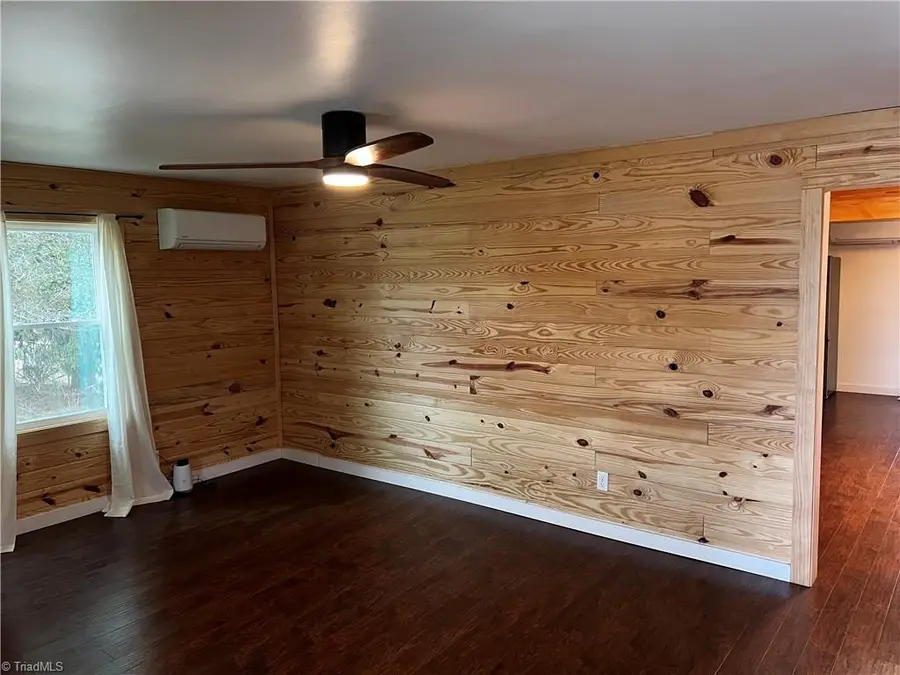 13886 Danville Pike, Laurel Fork, VA 24352 - Image #3