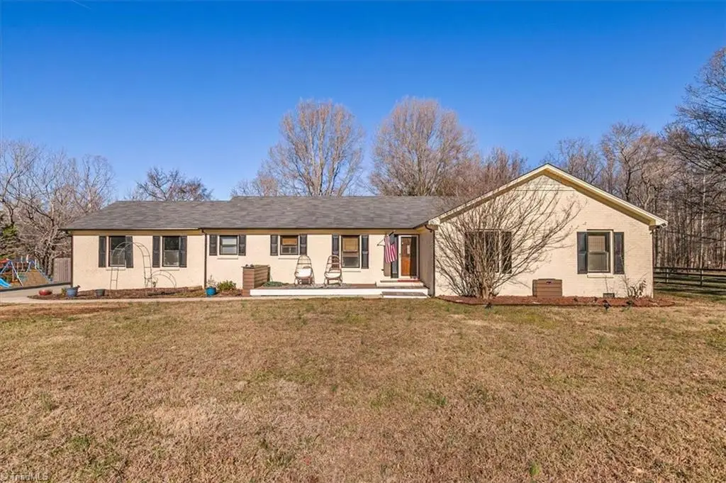 2107 Hunters Ridge Drive, Pleasant Garden, NC 27313 - Image #1