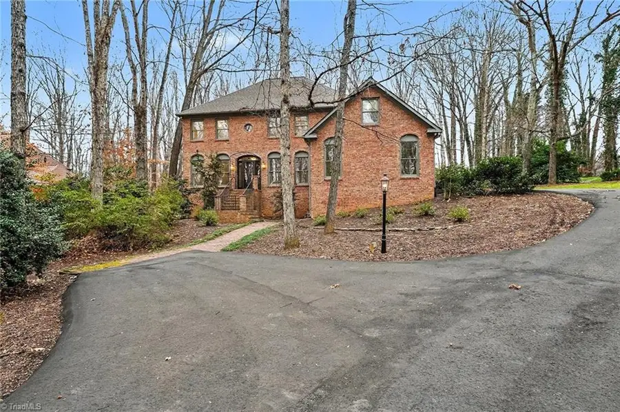 4413 Hunters Run Drive, Clemmons, NC 27012 - Image #2