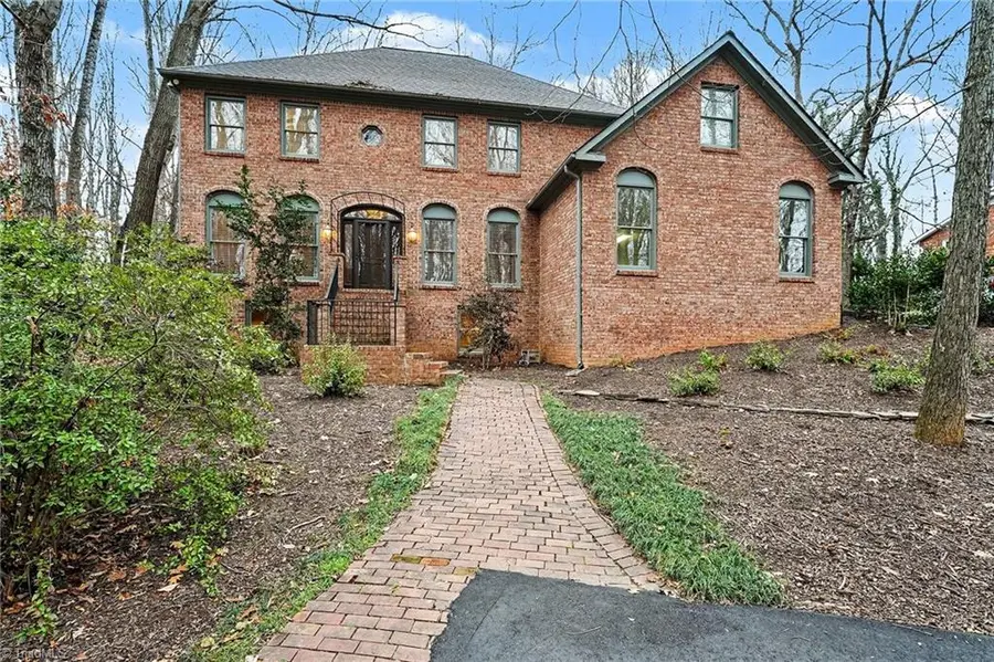 4413 Hunters Run Drive, Clemmons, NC 27012 - Image #3