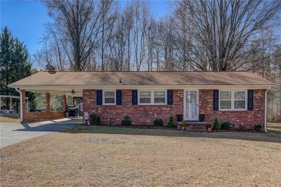 258 Jett Drive, Reidsville, NC 27320 - Image #2