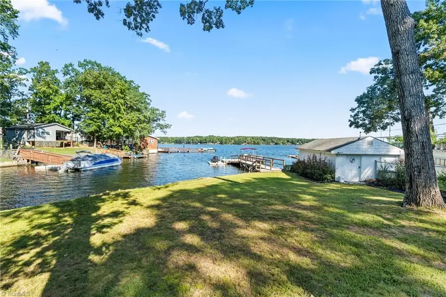 309 Shoreline Drive, Lexington, NC 27292 - #2