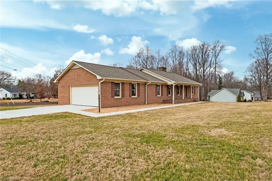 157 Tamworth Drive, Clemmons, NC 27012 - #2