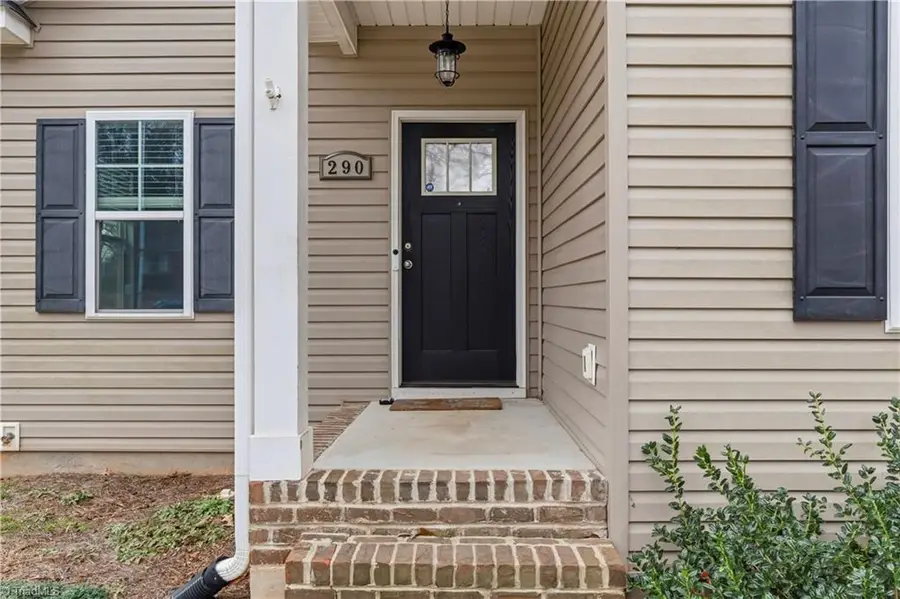 290 Tipperary Lane, Winston Salem, NC 27104 - Image #2
