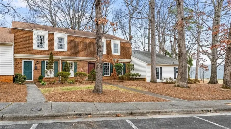 3313-B Regents Park Lane, Greensboro, NC 27455 - Image #2