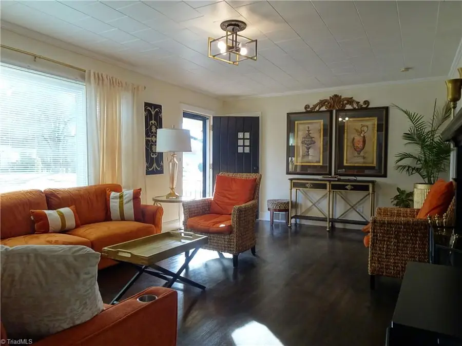 345 E Starmount Avenue, Liberty, NC 27298 - Image #2