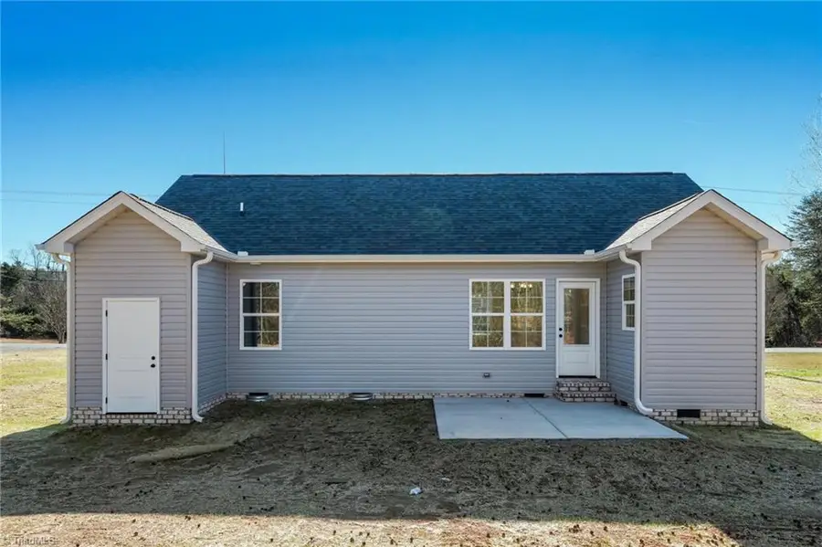 527 Grooms Road, Reidsville, NC 27320 - Image #3