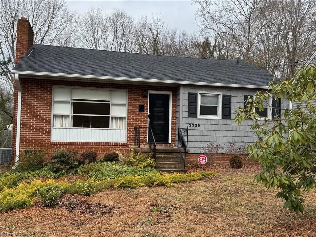 2229 Cherokee Lane, Winston Salem, NC 27103 - Image #1