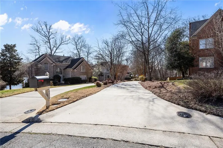 5305 Coveview Court, Greensboro, NC 27407 - Image #3
