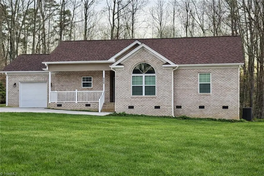 4218 Farlow Drive, Greensboro, NC 27406 - Image #2