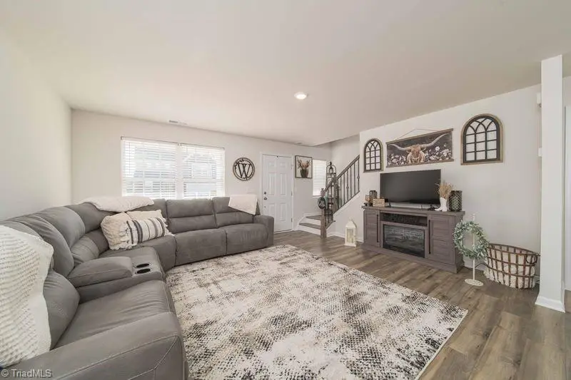 6015 Red Pheasant Drive, Kernersville, NC 27284 - Image #2