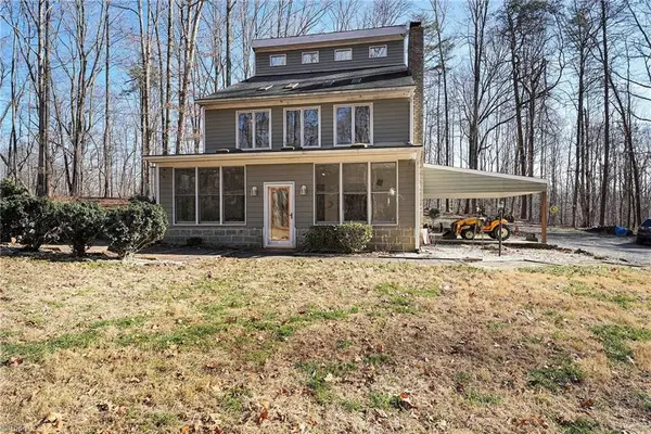 189 Country Oaks Lane, Summerfield, NC 27358