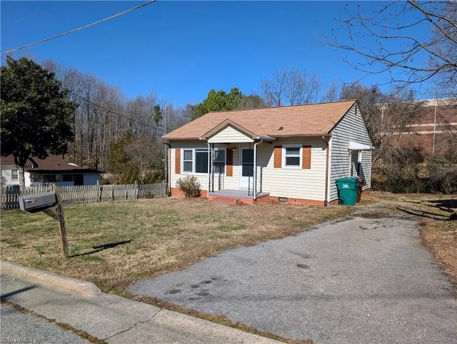 607 Martha Place, High Point, NC 27263 - Image #3