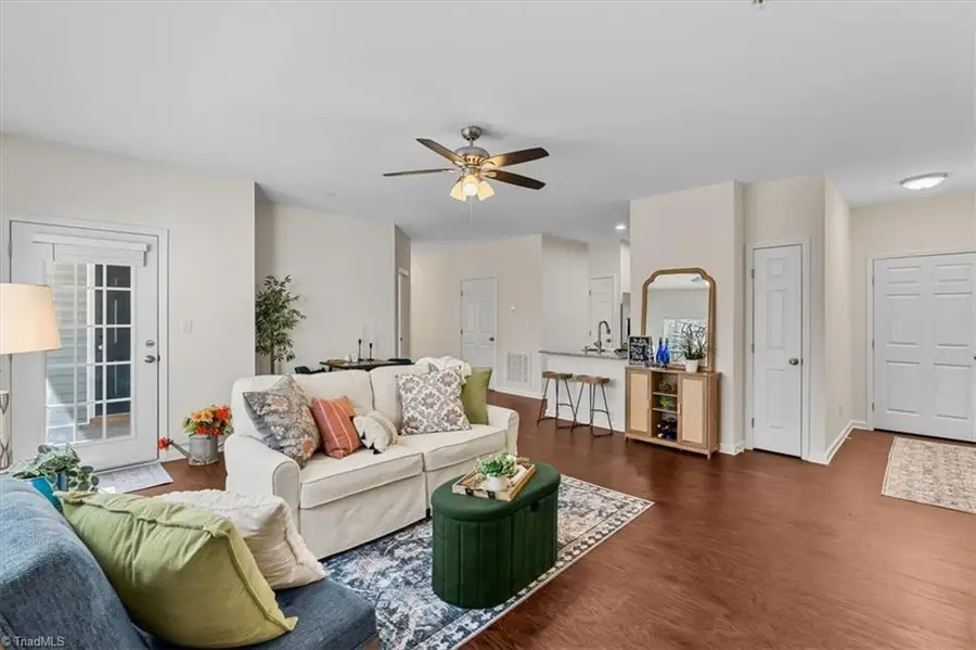 2608 Pennoak Way #L, Greensboro, NC 27407 - Image #3