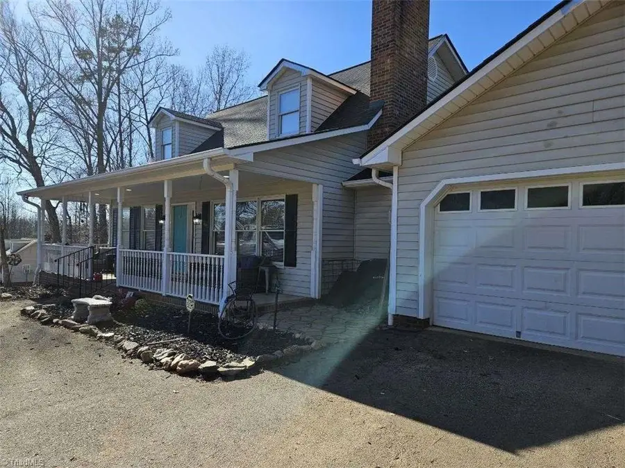 1565 Old Rockford Road, Dobson, NC 27017 - #2