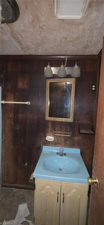 4372 Oak Ridge Drive, Winston Salem, NC 27105 - Image #3