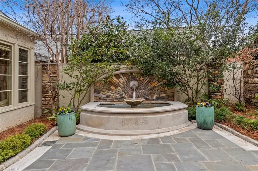 8 Graylyn Place Court, Winston Salem, NC 27106 - Image #3