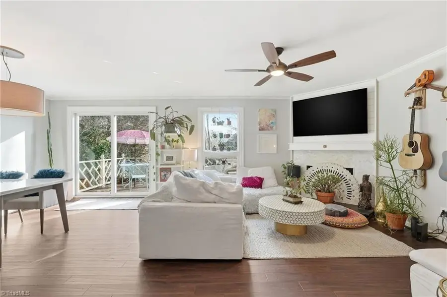 867 Brookleigh Court, Winston Salem, NC 27104 - Image #2