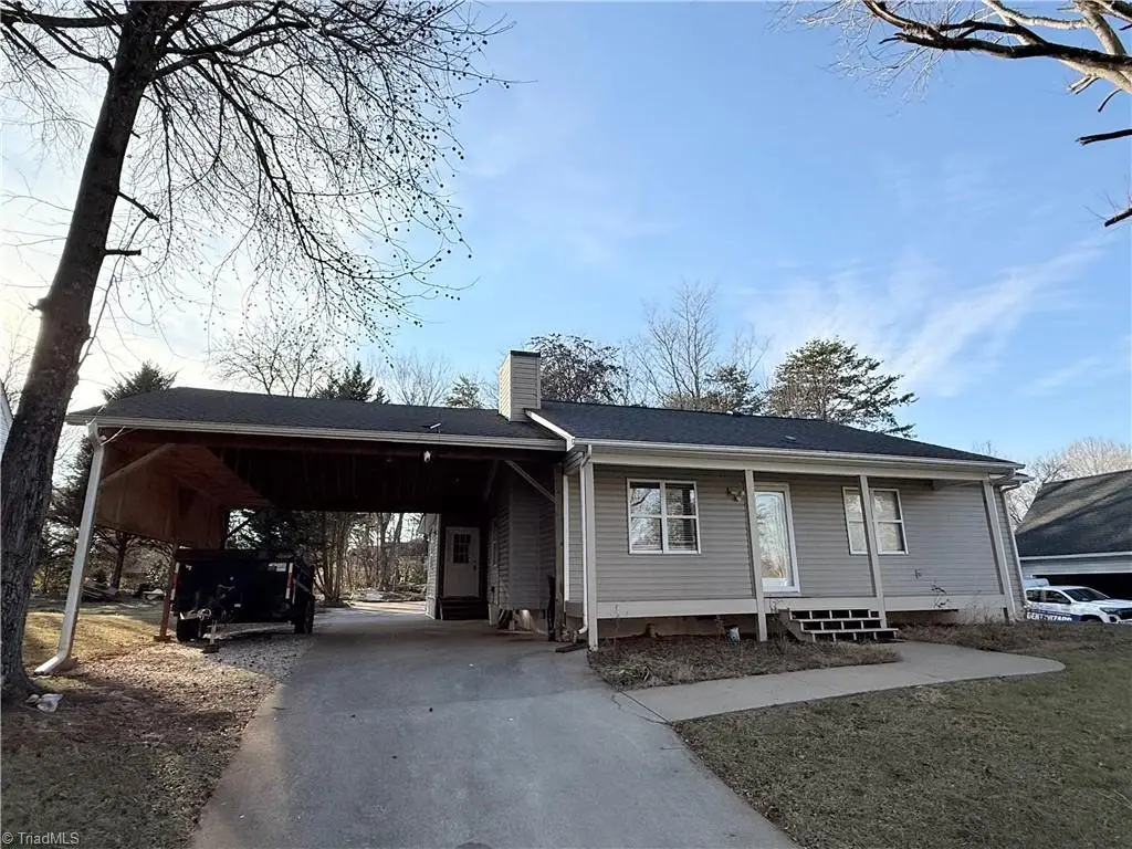 126 Blue Bonnet Court, Mocksville, NC 27028 - Image #1