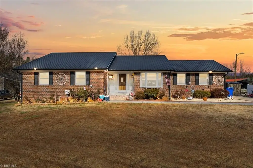 193 Deerfield Country Road, Randleman, NC 27317 - Image #1