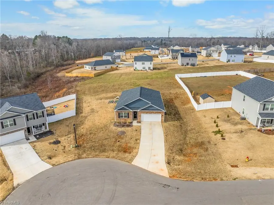 664 Towhee Trail, Lexington, NC 27295 - Image #2