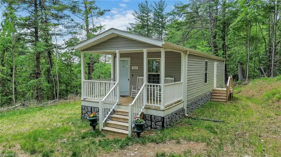 939 Don Bare Road, Jefferson, NC 28640 - Image #3